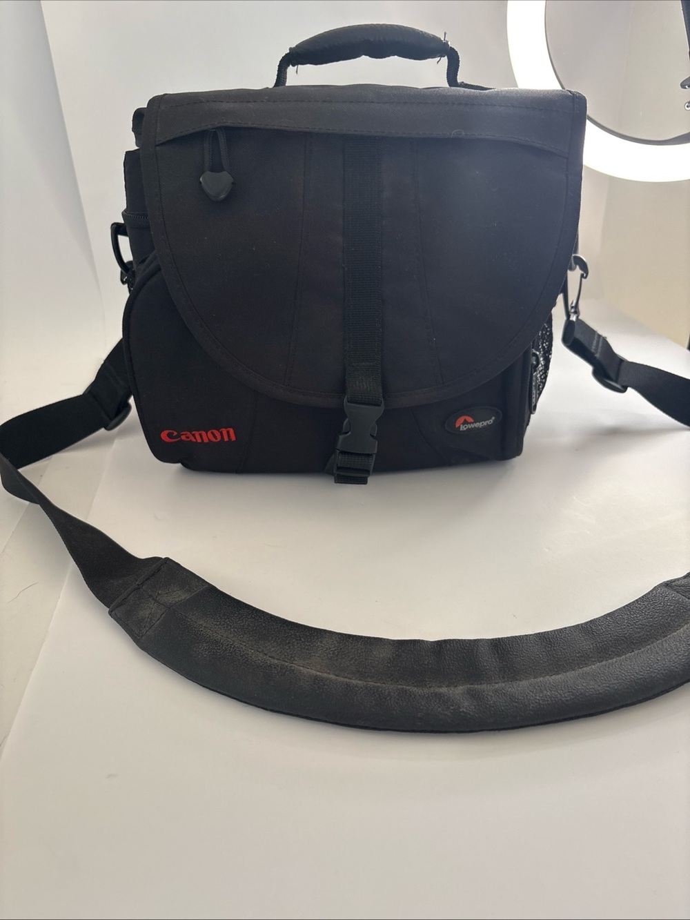 Lowepro Nova 180 AW Canon Camera Bag Black Red Shoulder Case DSLR Accessory